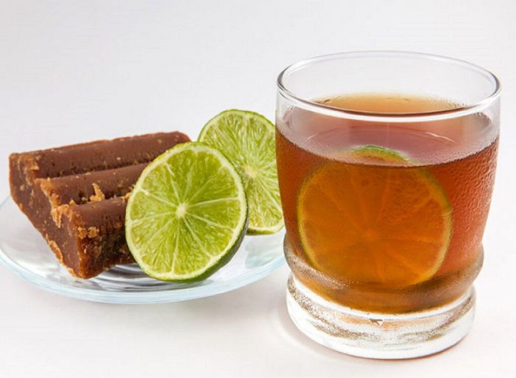 aguapanela y papelon con limon